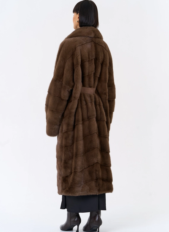 Длинная шуба с английским воротником фото