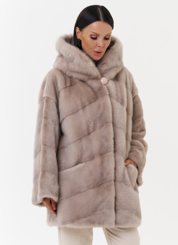 Шуба из норки с капюшоном