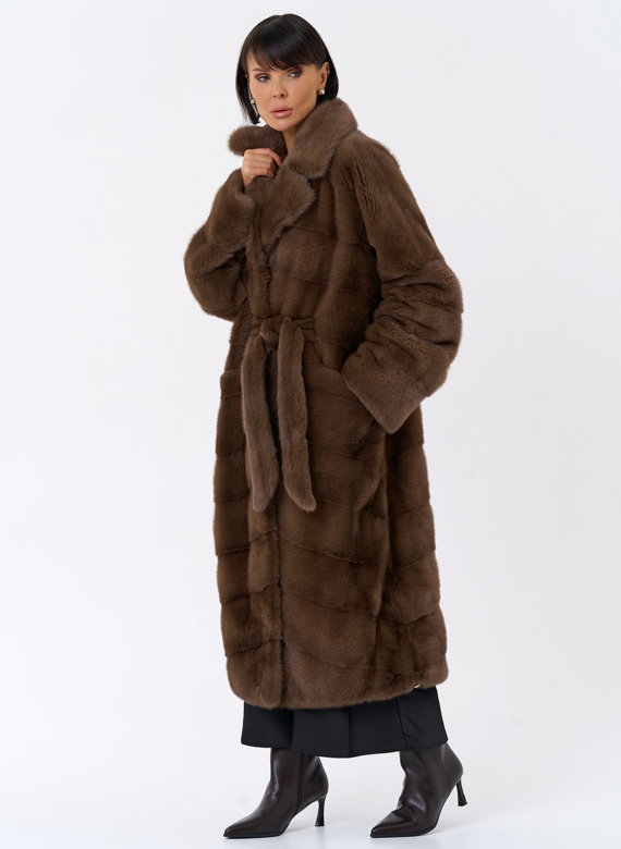 Длинная шуба с английским воротником
