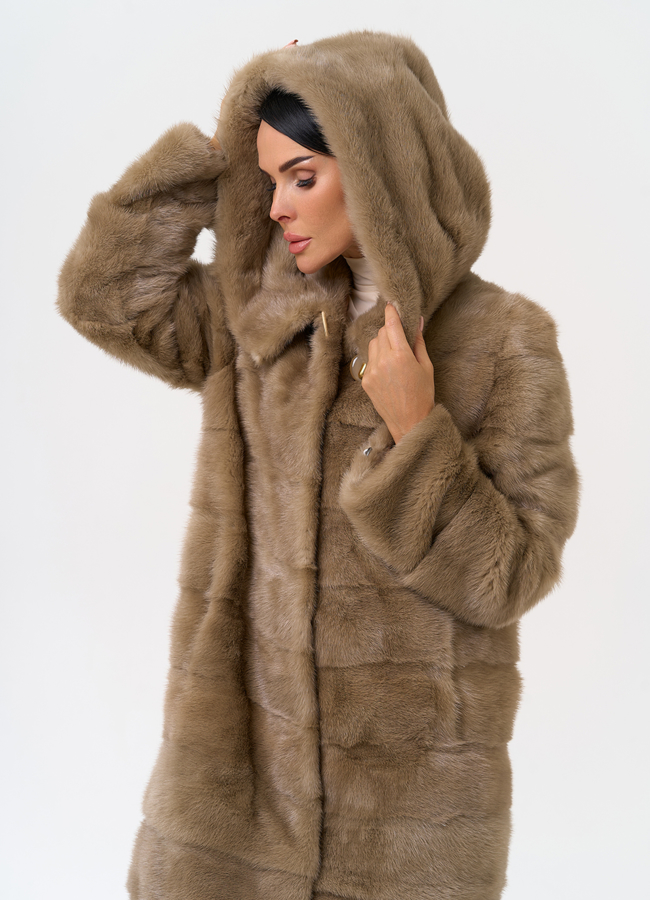 Шуба из норки бежевого цвета модель № 31332 универмаг малина