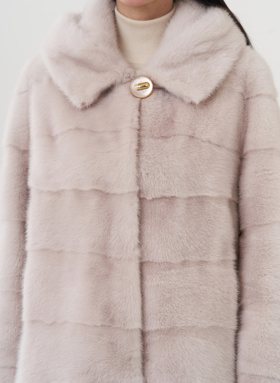 Шуба из норки с капюшоном 