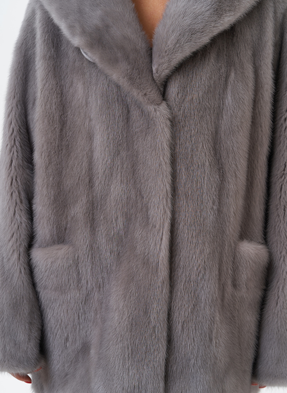 Женская норковая шуба с капюшоном 