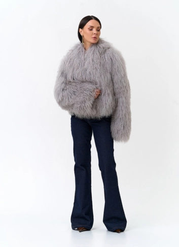 Короткая шуба из ламы