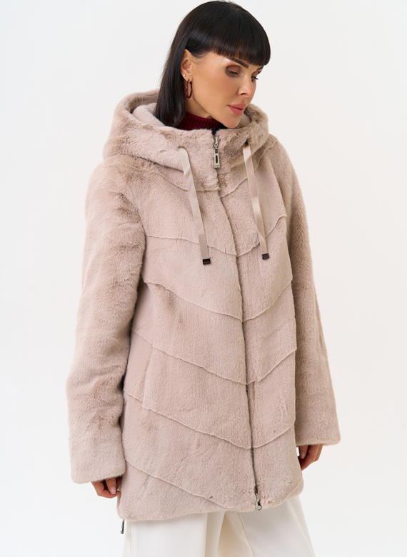 Женская шуба из эко меха с капюшоном