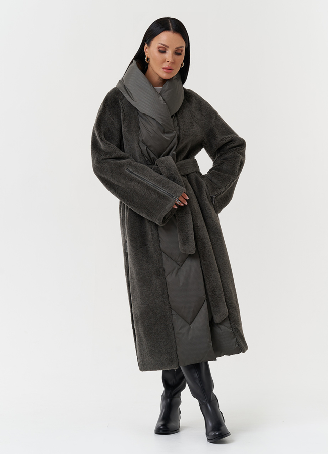 Комбинированное пальто на утеплении модель № 28539 меха малина