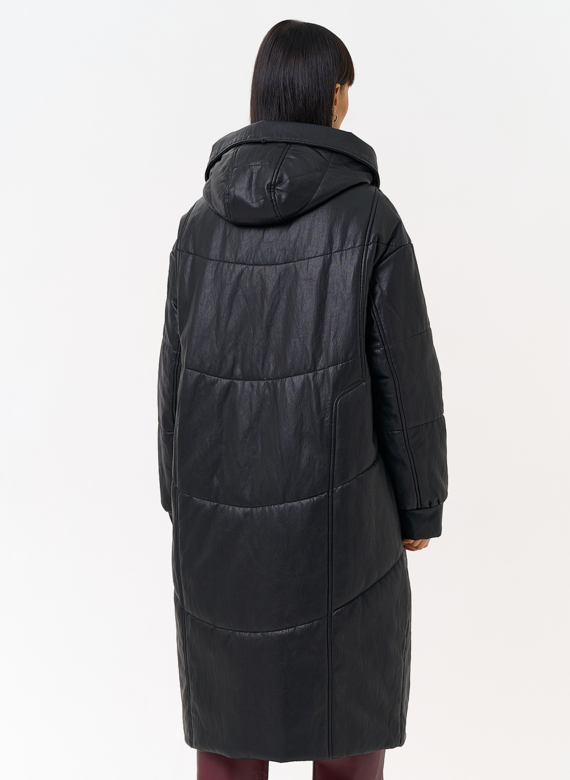 Женский пуховик из эко кожи со съемным эко мехом