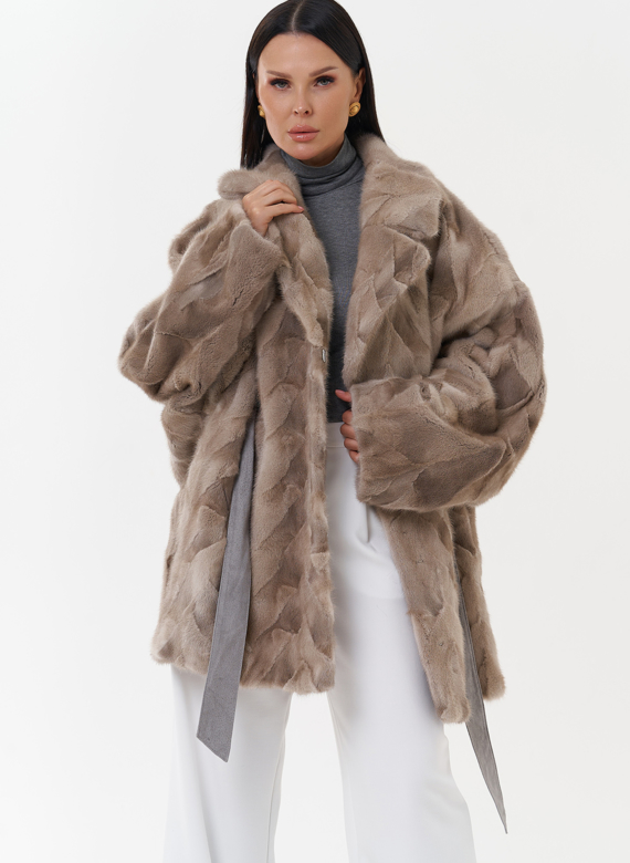 Шуба из меха скандинавской норки с поясом