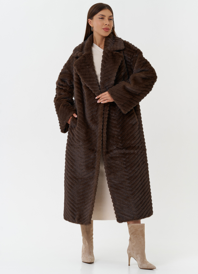 Пальто из эко меха с английским воротником модель № 28450 универмаг малина